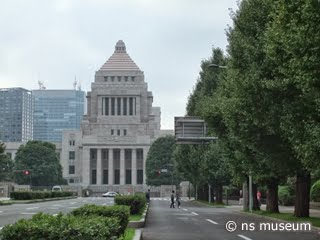 国会議事堂正面道路