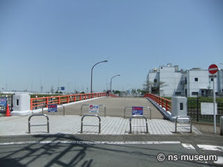 稲荷橋