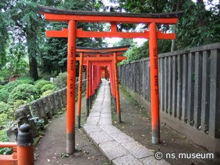 根津神社