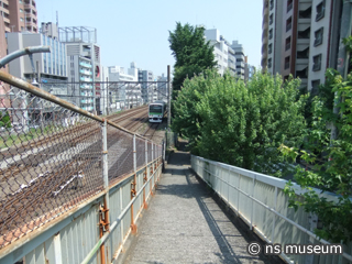 四反道跨線人道橋