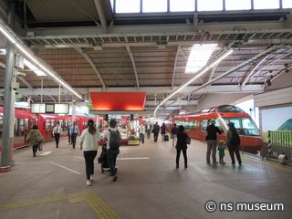 箱根湯本駅