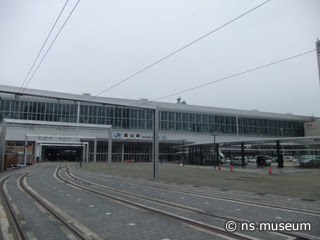富山駅