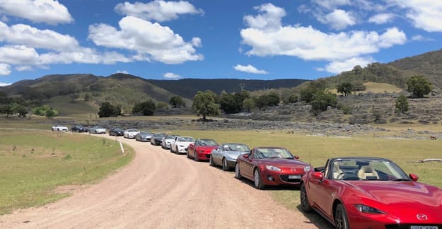 Lined up at Carys Cave, ready for the run home