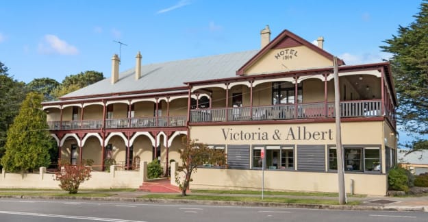 RPM Victoria and Albert 25