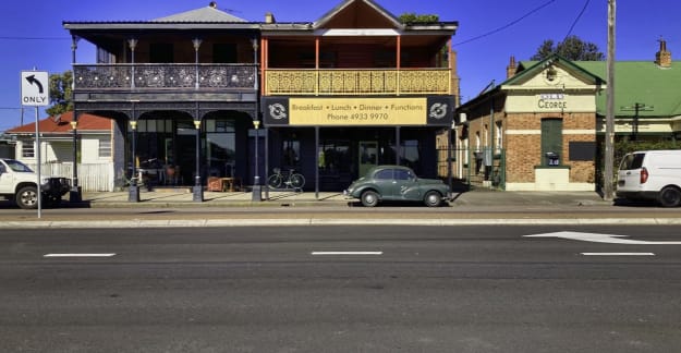 Vintage on Melbourne Cafe