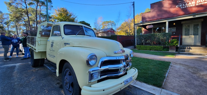 cars n coffee old ute