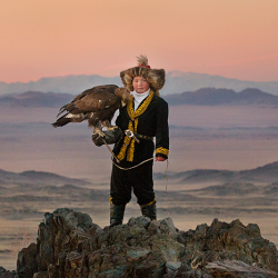 THE EAGLE HUNTRESS - IMAGINE SCIENCE