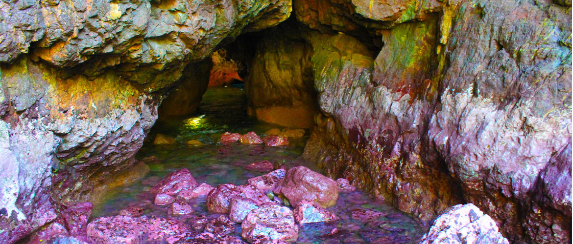 Su-nog Sea Cave