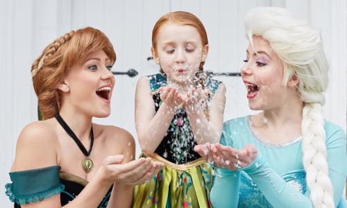 Christmas Afternoon tea with Anna & Elsa