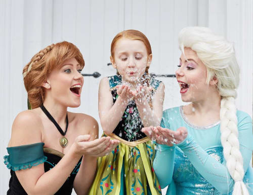 Christmas Afternoon tea with Anna & Elsa