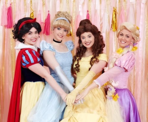  Afternoon Tea with Jasmine & Snow White 
