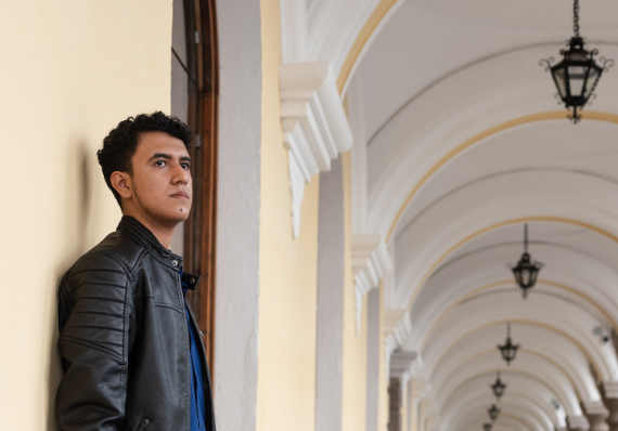Reír y Llorar - LIO's new single