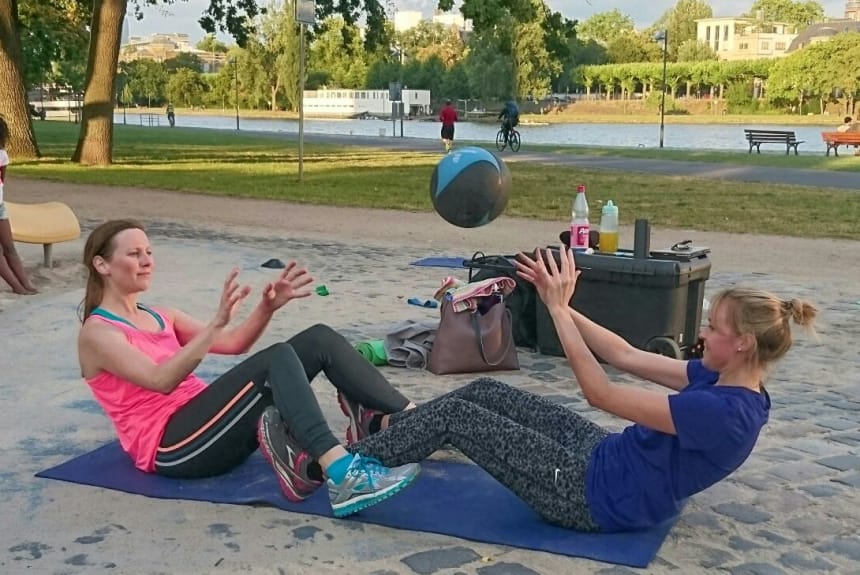 Outdoor Fitness Frankfurt Training mit Partner