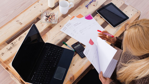 Reintegrating Women Back Into Workplace Reintegrating Women Back Into Workplace