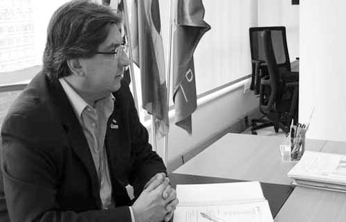 Geraldine CAU/SP critica EaD