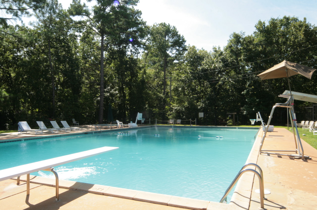 Pine Cove Retreats Woods