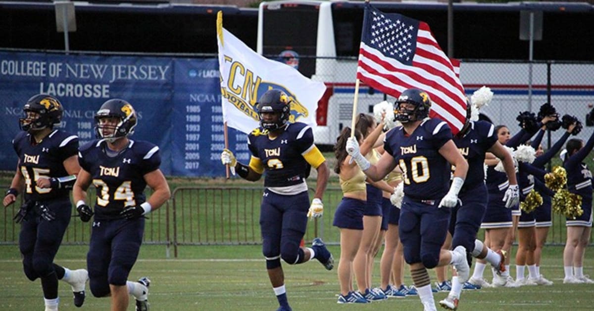 college of new jersey football