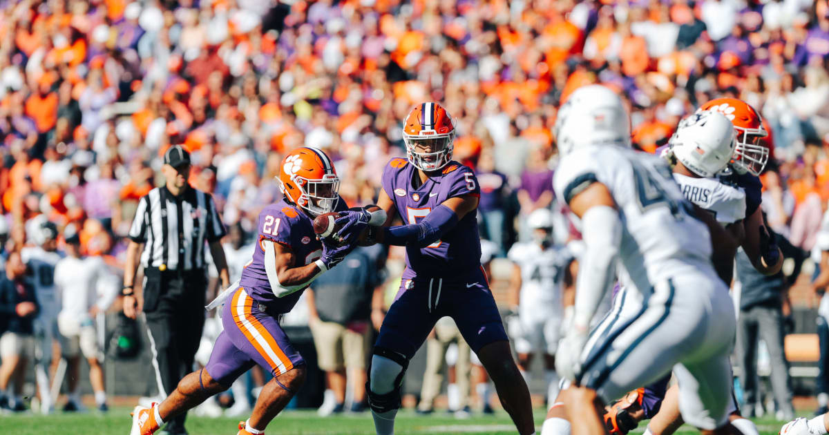 Clemson Football Lift For Life 2022 Running Backs + Quarterbacks