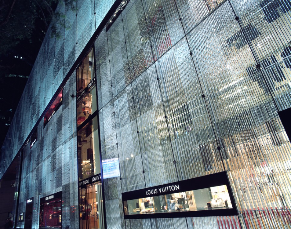 Louis Vuitton, Fendi stores in upscale Hong Kong mall Times Square