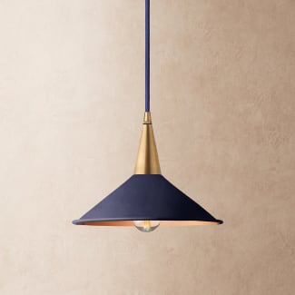 Smaller Cookie shade in black iris with copper interior