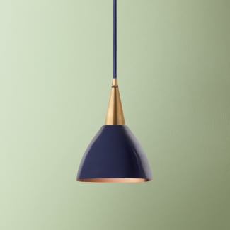 Giorgio shade in black iris with copper interior