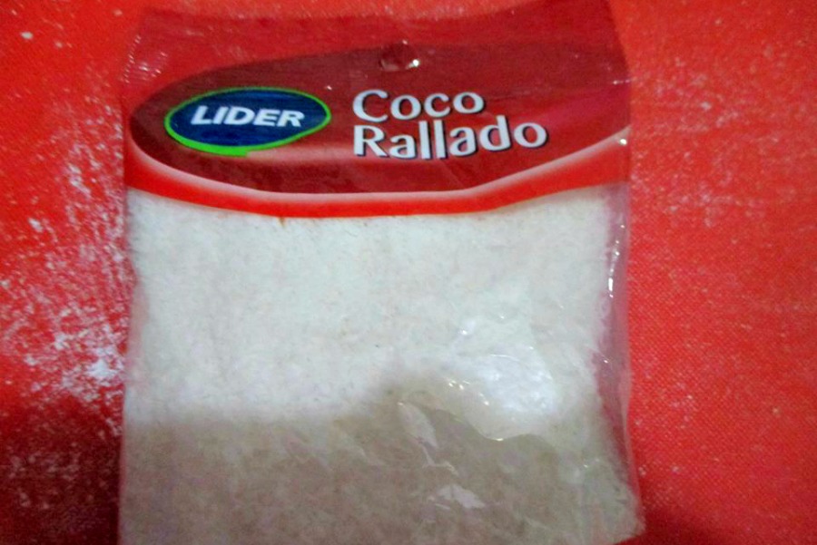 Prepara chocolates blancos con coco rallado cookcina