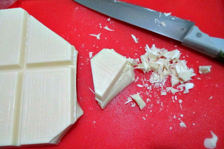 Prepara chocolates blancos con coco rallado cookcina