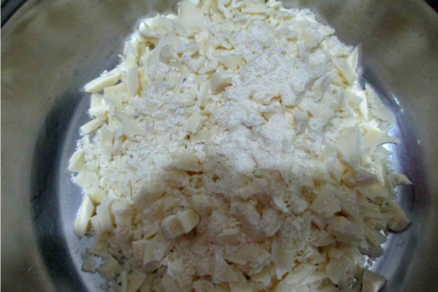Prepara chocolates blancos con coco rallado cookcina