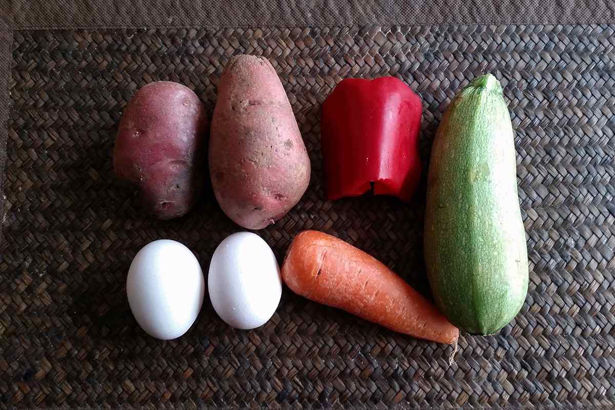 Cocinar tortilla de papas con zapallo italiano cookcina