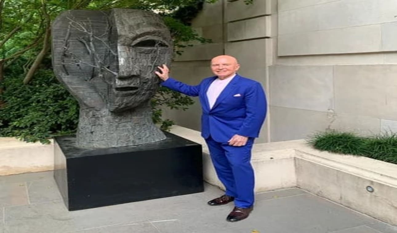 Elogio del multimillonario Mark Mobius a Milei