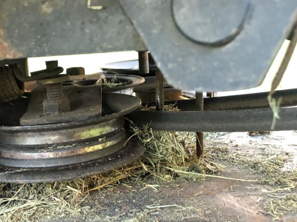 Connection on clutch pulley