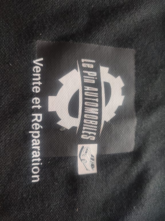 Le logo a été tres mal réaliser