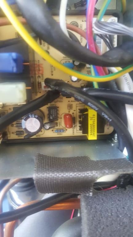 Connection on board. Connection on board.