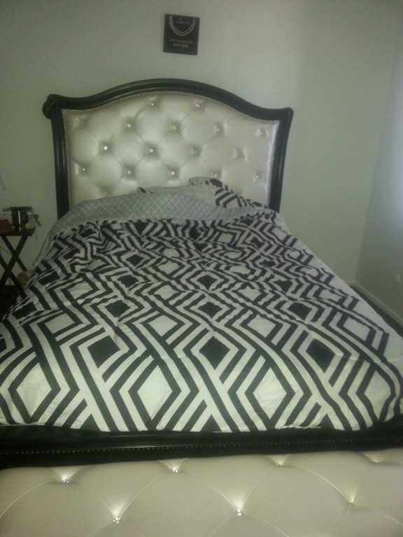 marilyn queen bed - ebony | value city furniture marilyn queen bed - ebony | value city furniture