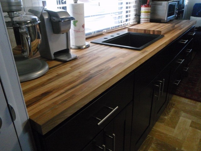1 1/2"x 25" x12 lft maple butcher block countertop - williamsburg 1 1/2"x 25" x12 lft maple butcher block countertop - williamsburg