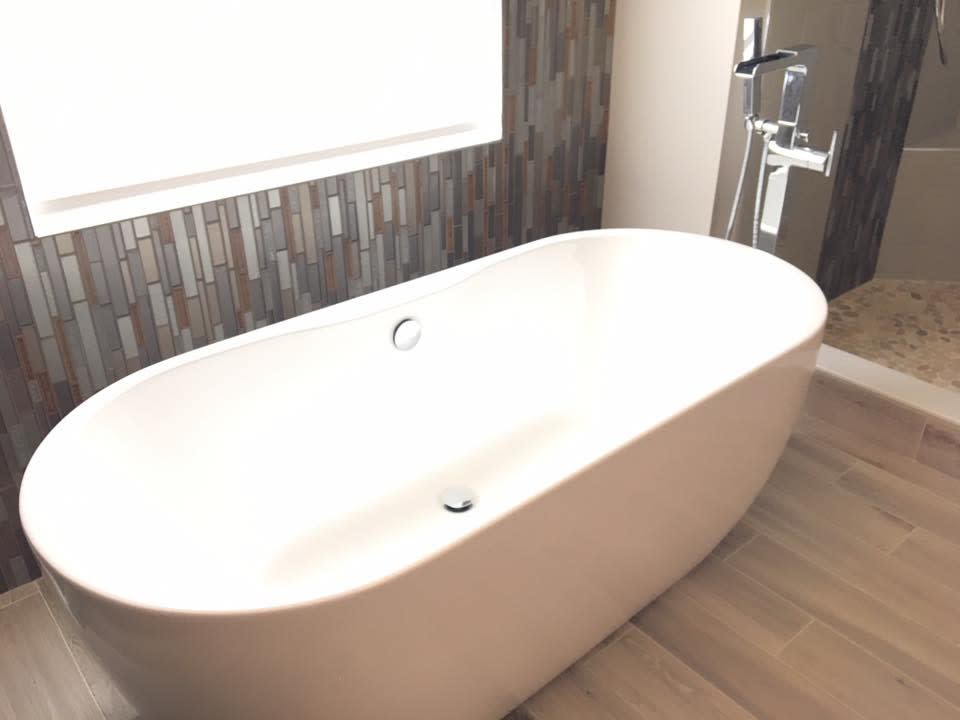 Boyce Acrylic Freestanding Tub Tubs Bathtubs Bathroom