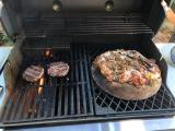 Burgers & pizza