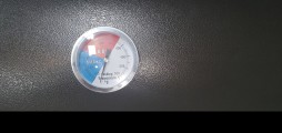 close up picture of gauge installed