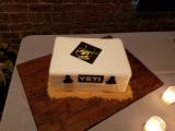 Yeti wedding cake