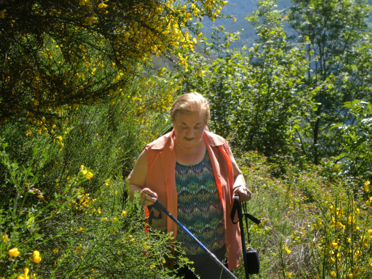 2. Ilda a Piatolet di Perloz in un felice momento di primavera.