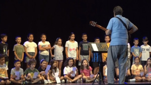 Les escoles Esculapi i Empúries preparen cançons per la Festa de la Sal