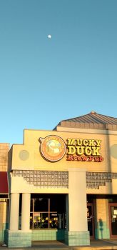 Nauti Vine Winery (Mucky Duck Brewing)