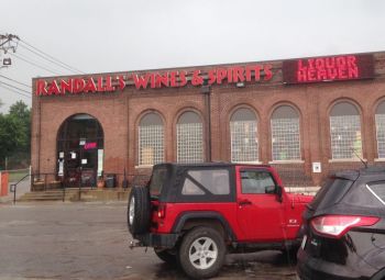 Randall’s Wines and Spirits