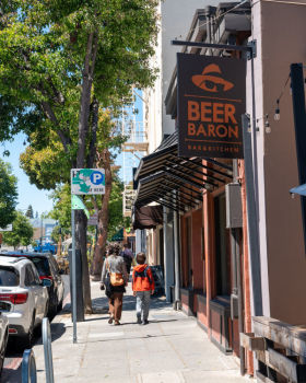 Beer Baron Bar & Kitchen - Oakland