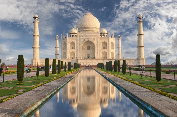 India lkrsiz UAE's Top 5 Family-Friendly Vacation Destinations Unveiled!