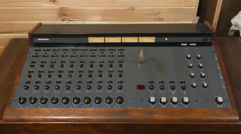 Langevin AM4a Console on a table