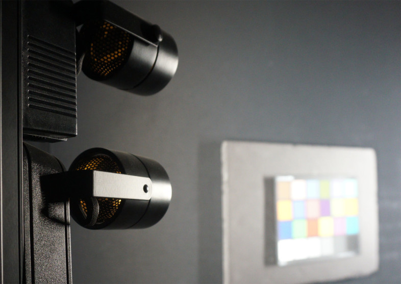 For illuminating charts to a bright light level we use SoLux 50-watt, 36-degree black-back MR16 bulbs.