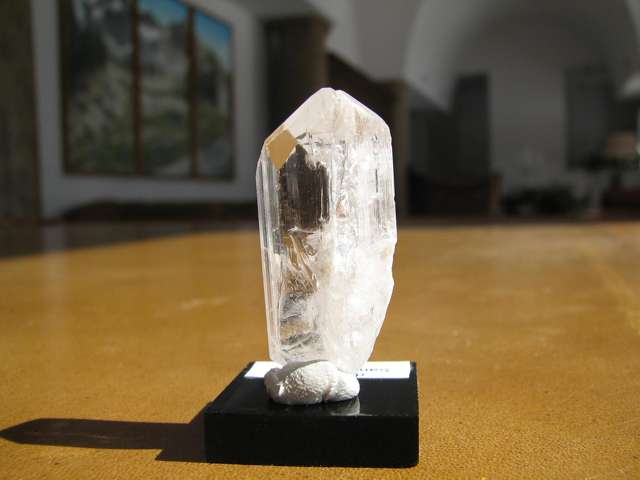 large crystal on labeled plinth