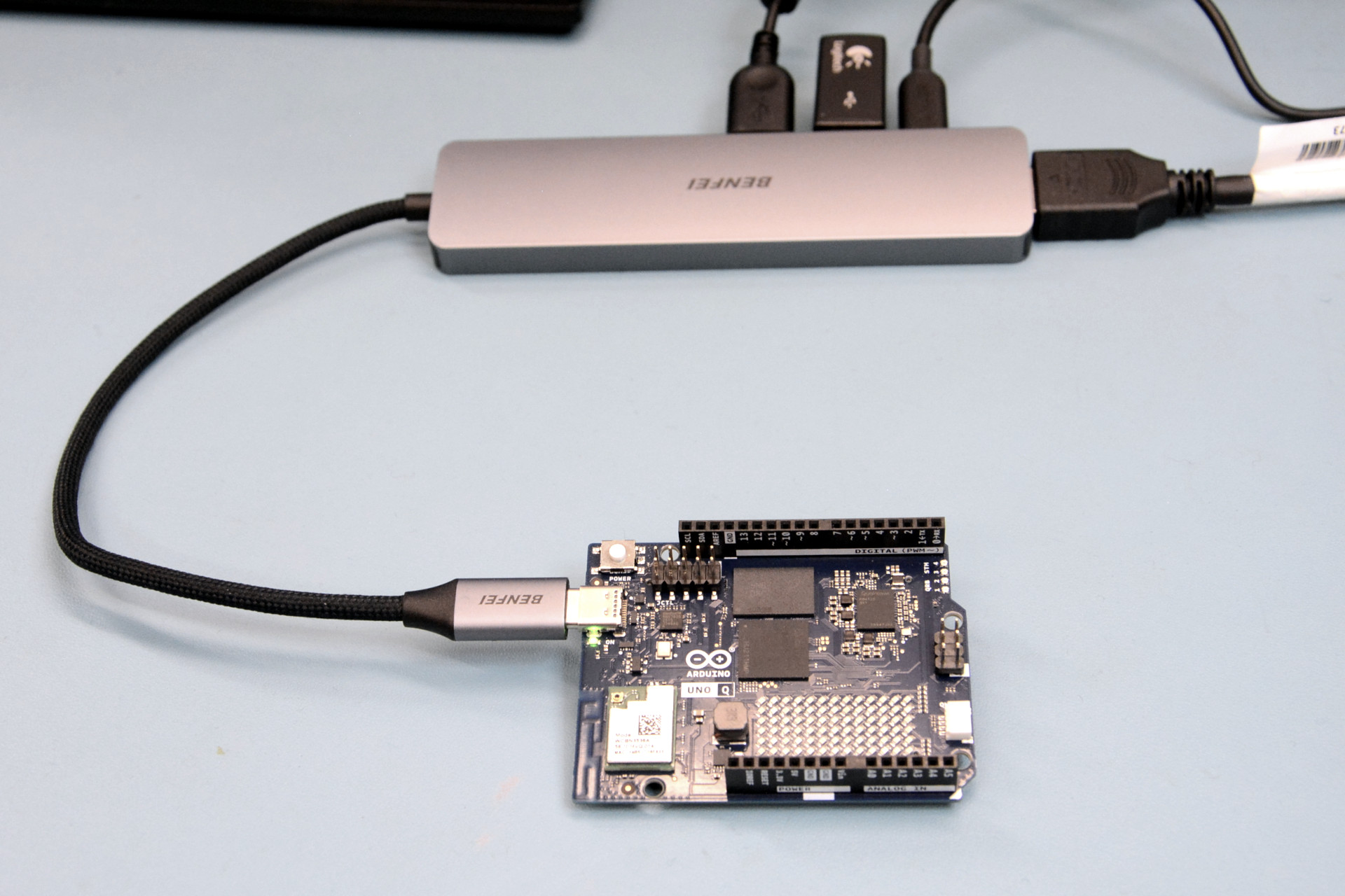 Arduino Q - Hardware setup