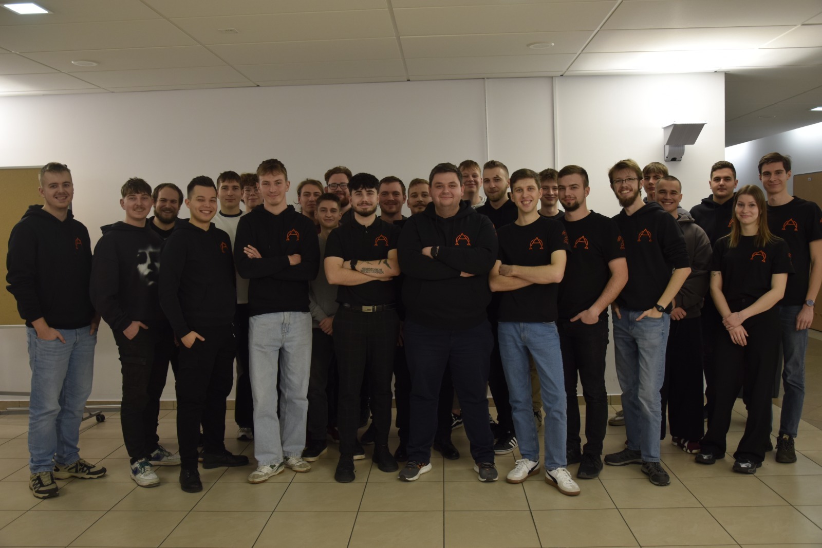 SNS Automatic Group Photo
